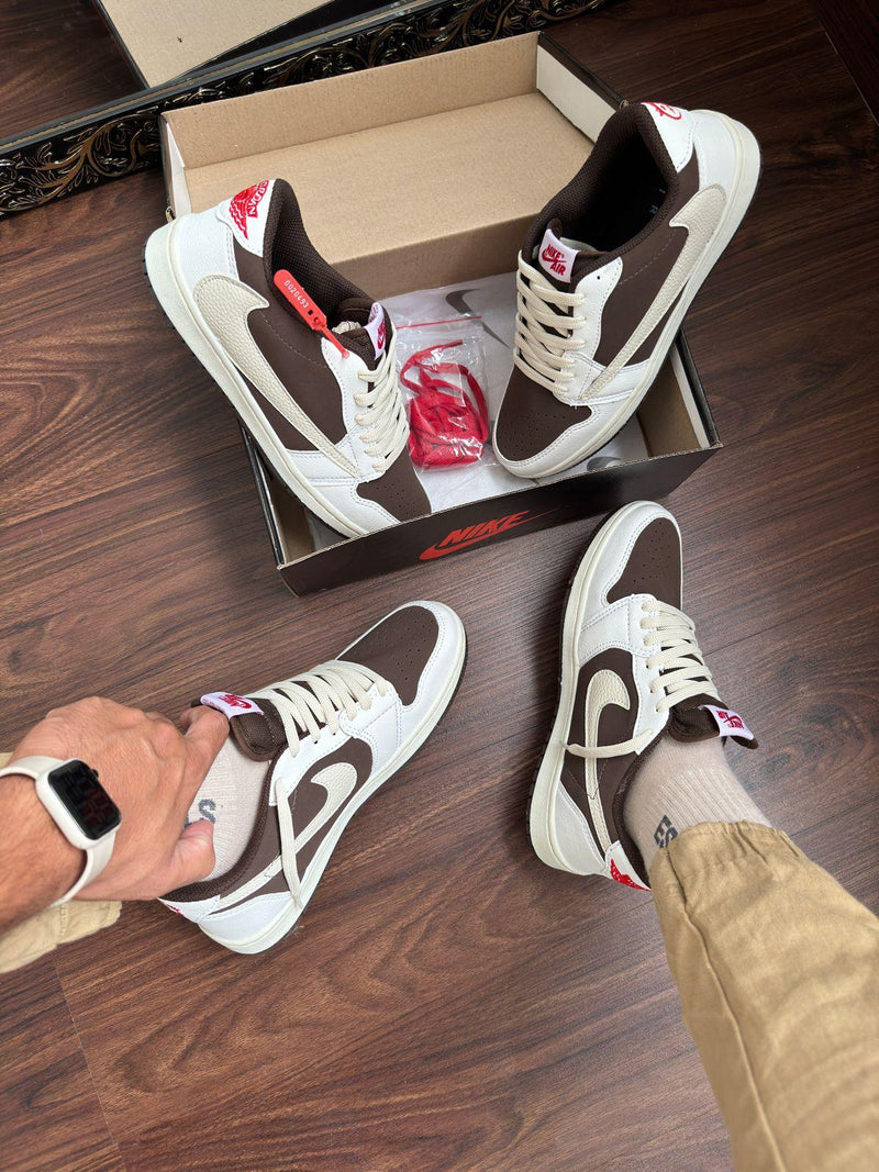 Nk Travis Scott Air Jordan 1 Low White Bege