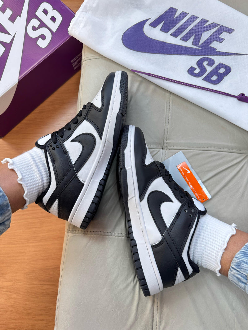 Nk Dunk Low Panda