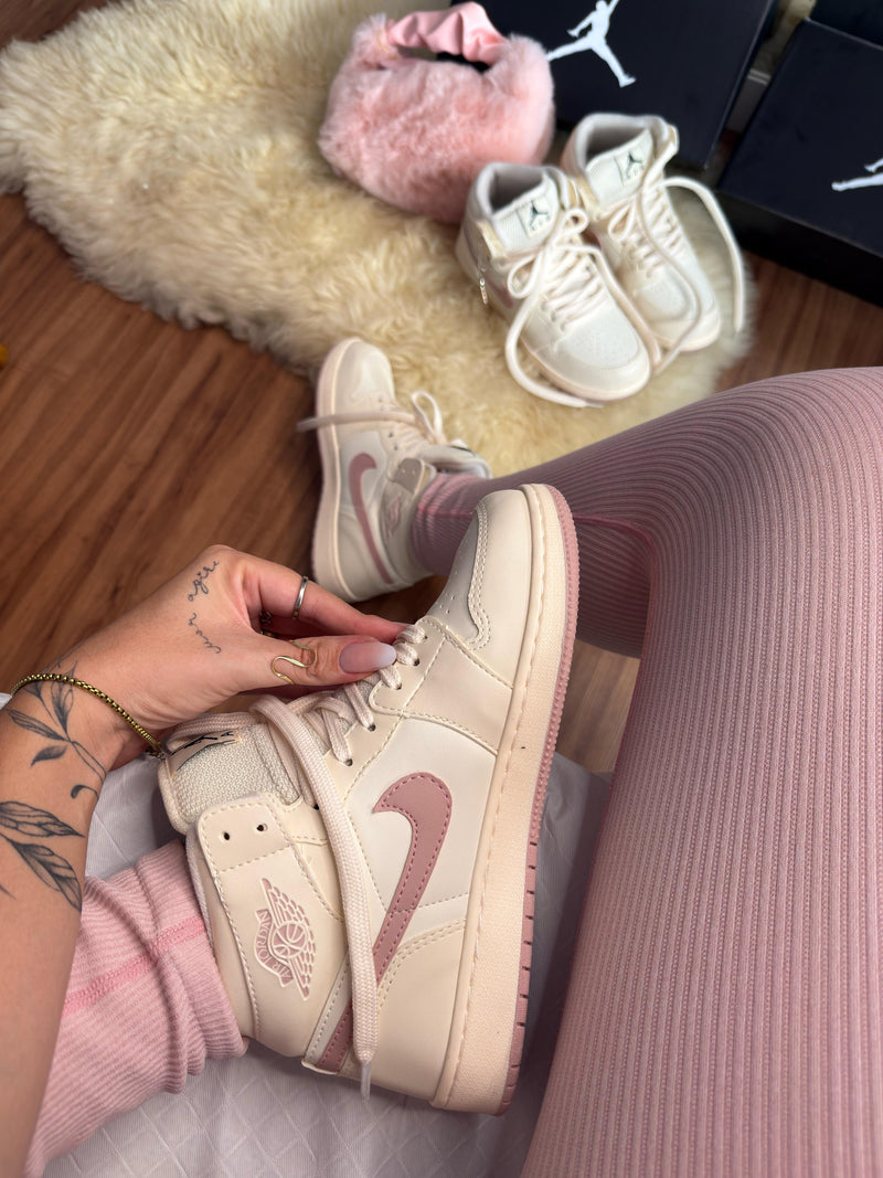Nk Air Jordan Manteiga/Flamingo