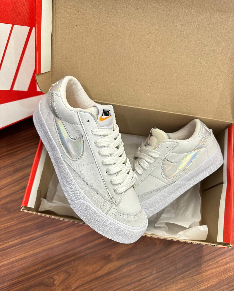 Nk Blazer Low Branco Prata