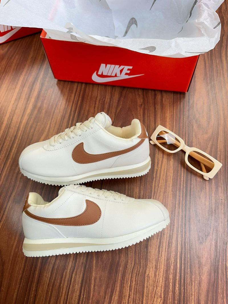 Nk Cortez Bco/Marrom