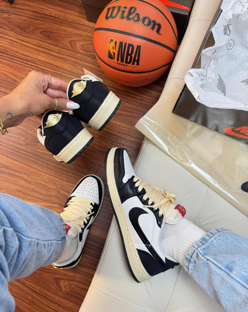 Nk Jordan Low x Travis Scott Preto